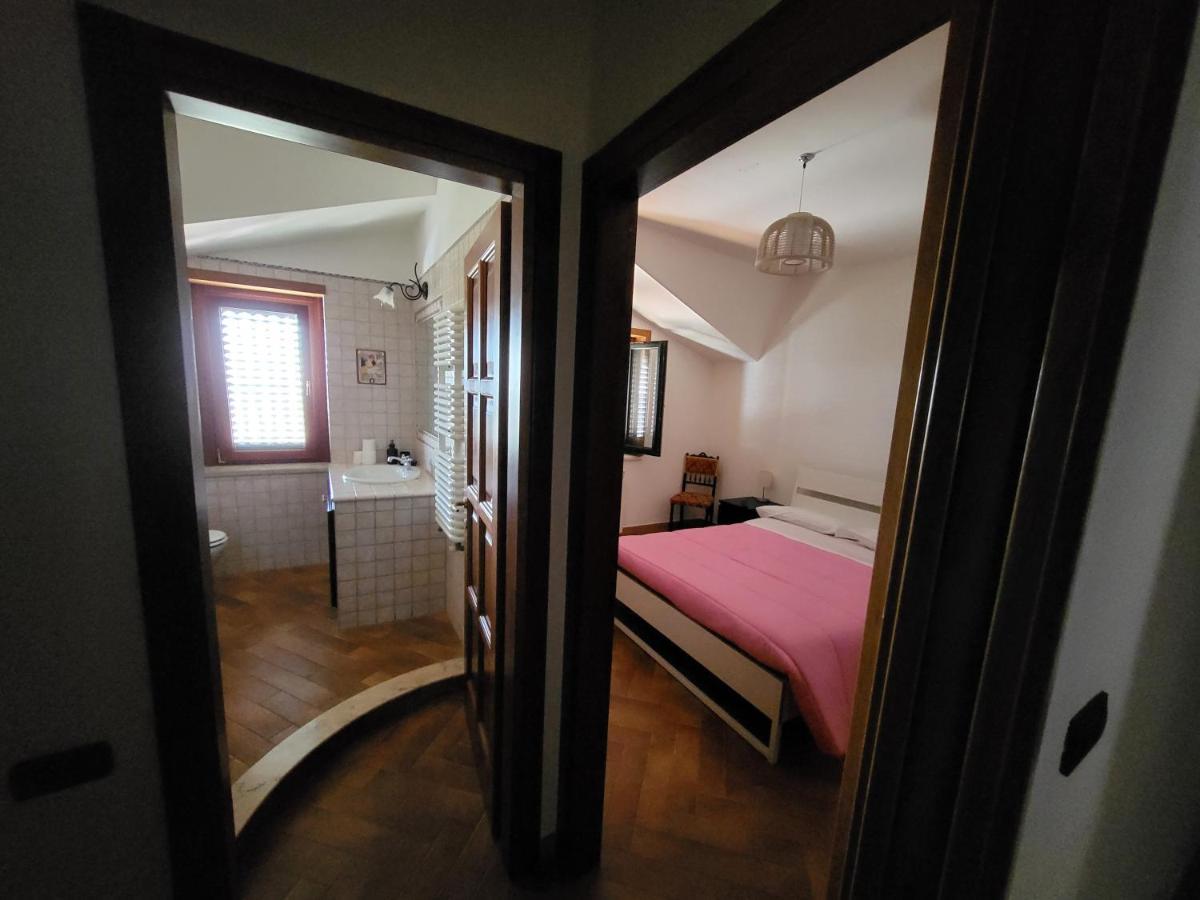 Villa Cipriano Minturno Buitenkant foto