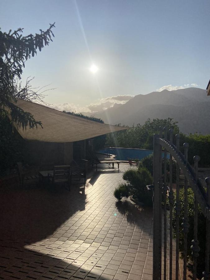 Villa Cipriano Minturno Buitenkant foto